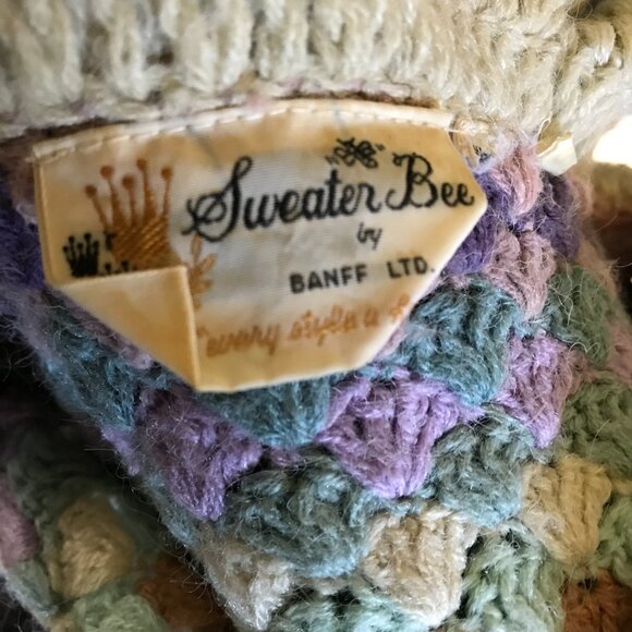 Vintage Sweater Bee Sweater Pastel Multicolor Ruffle collar Bell Sleeve Womens S - Picture 6 of 8